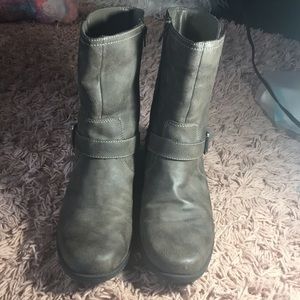 Gray boots